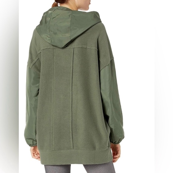 ALO Yoga Mixed Media Pullover Fleece size Small - Picture 3 of 8